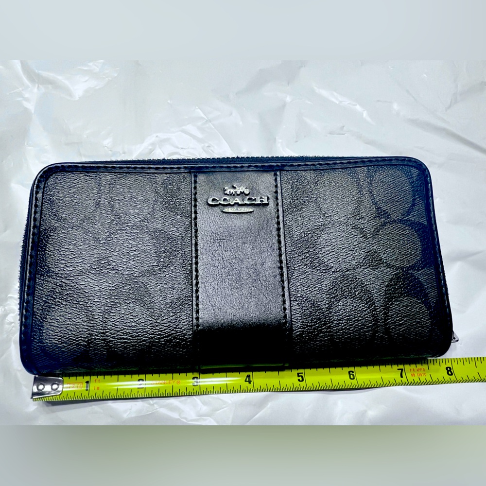 Long Zip Around Wallet In Signature Canvas With Stripe